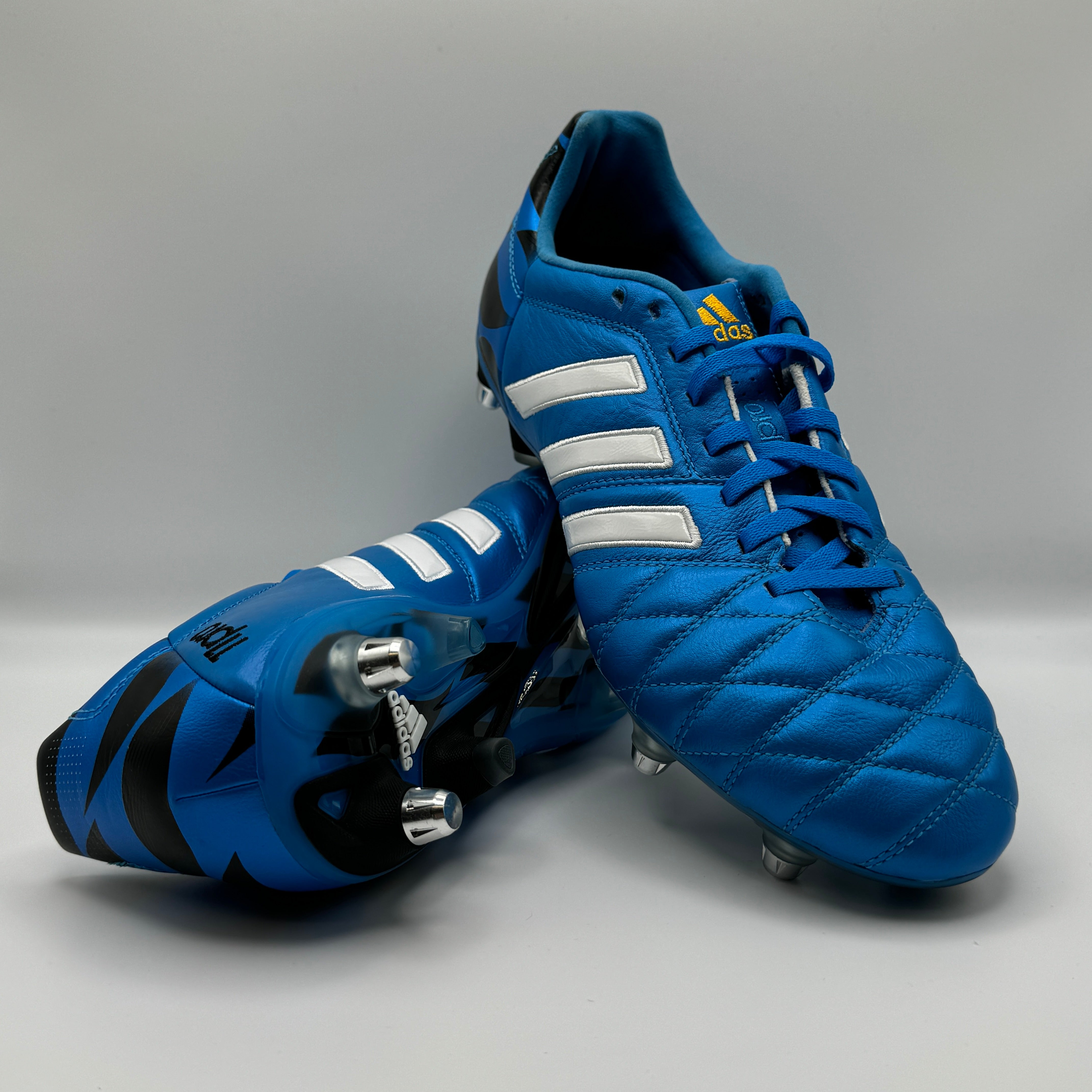 Adidas adipure futbol online