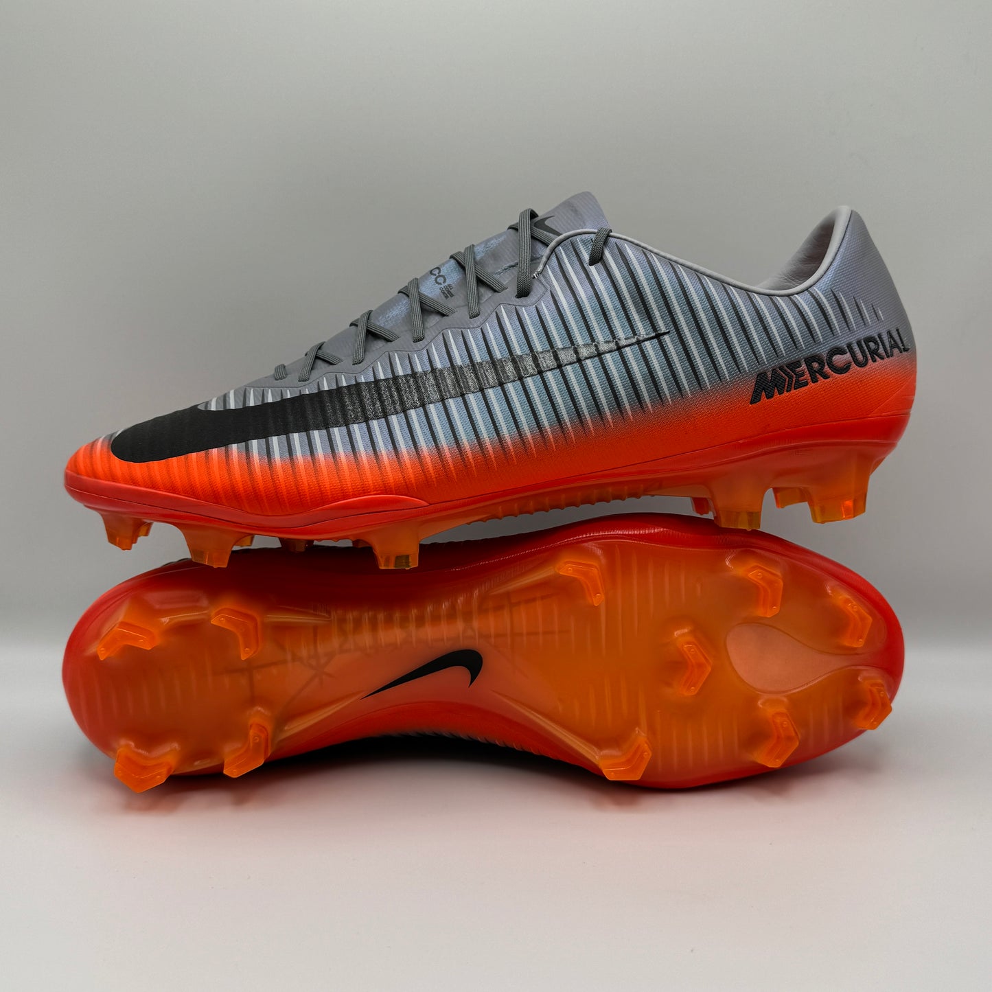 NIKE MERCURIAL VAPOR XI CR7 ELITE FG