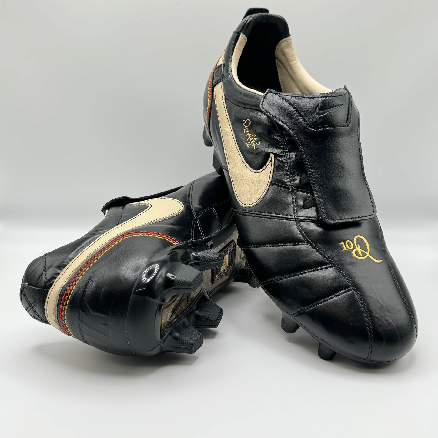 NIKE TIEMPO RONALDINHO FG